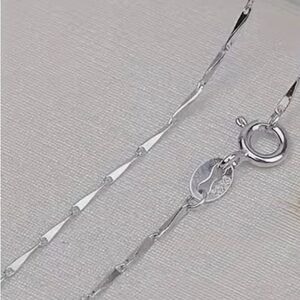 Elegant 925 Sterling Silver Chain Necklace